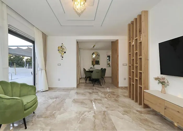 Ferienhaus Beautiful In *