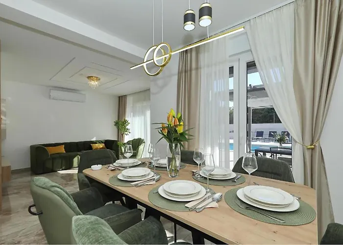 Beautiful In * Debeljak