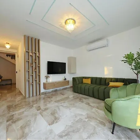 Beautiful In Debeljak